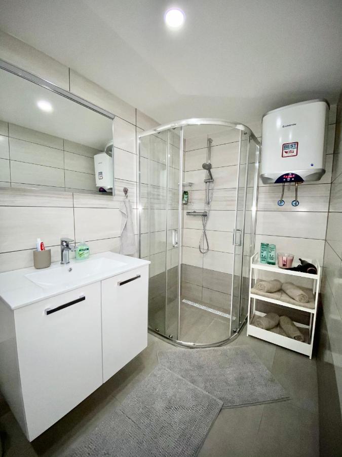 Ljubljana City Lux Apartments Buitenkant foto